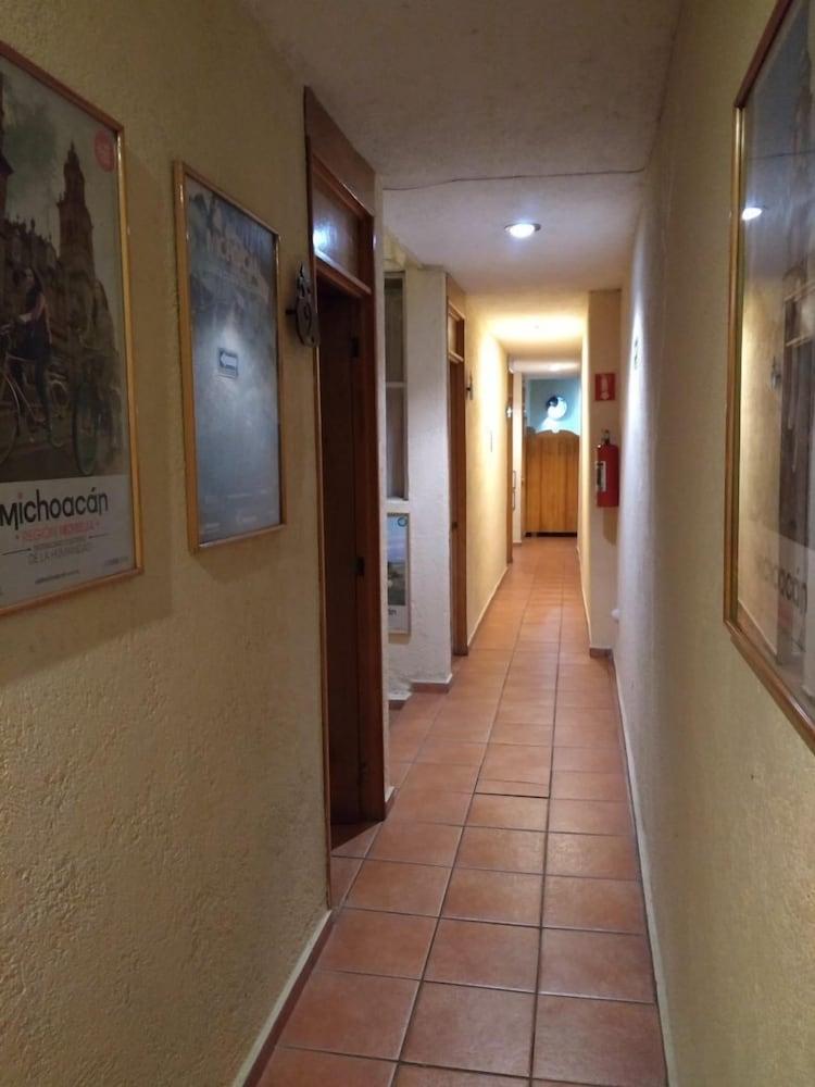 Hotel Casa Galeana Morelia Exterior foto
